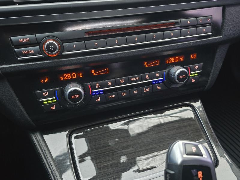 BMW 5시리즈(6세대) 520d xDrive 럭셔리라인 플러스 - 이미지 8