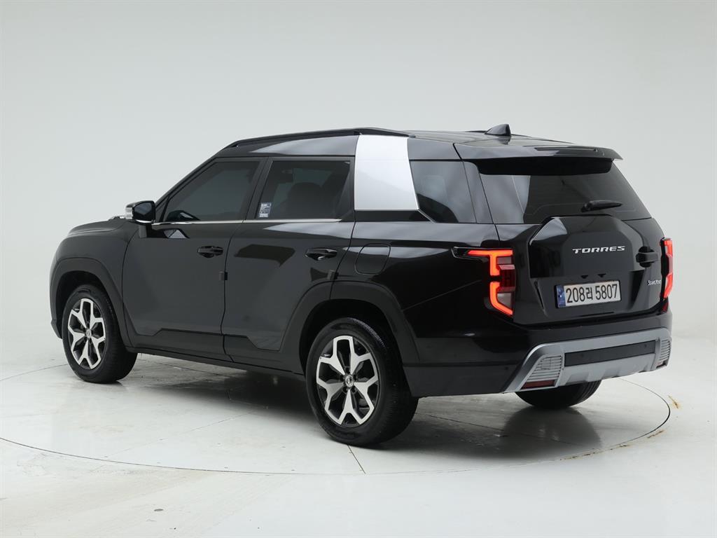 KG모빌리티(쌍용) 토레스 1.5 GDI-T 2WD T5 - 이미지 3