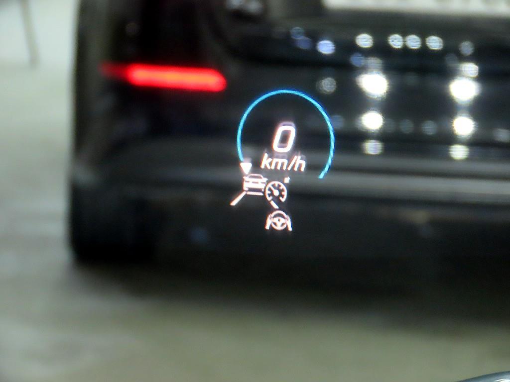 벤츠 CLS클래스(3세대) CLS 300d 4매틱 - 이미지 5