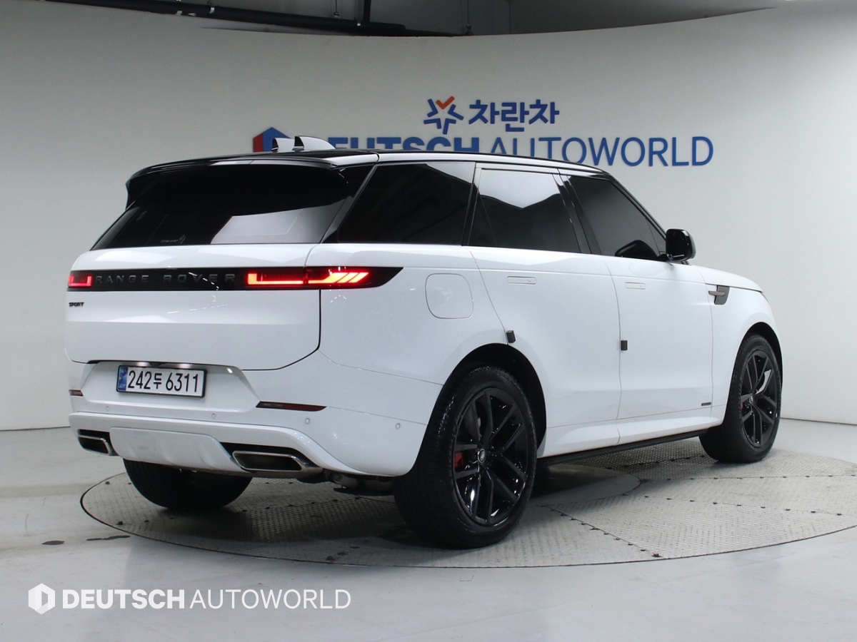 랜드로버 레인지로버 스포츠(3세대) 3.0 P400 오토바이오그래피 - 이미지 2
