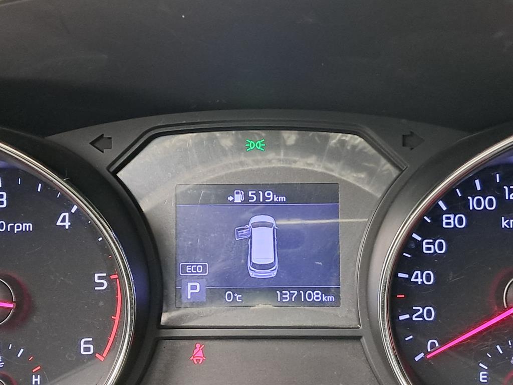 기아 더 뉴카니발 9인승 디젤 럭셔리 - 이미지 20