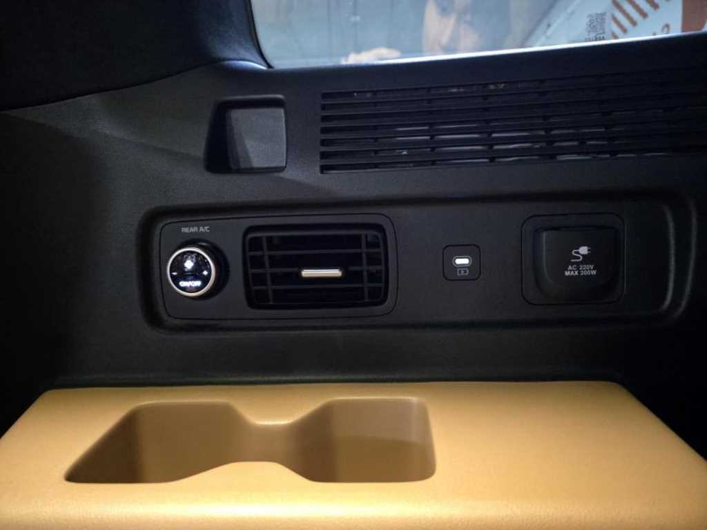 현대 디 올뉴싼타페 가솔린 2.5 2WD 캘리그래피 - 이미지 12