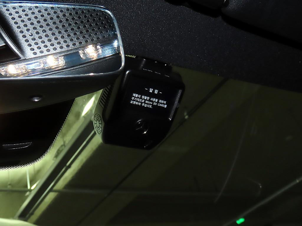 벤츠 E클래스(5세대) E220d 4매틱 익스클루시브 - 이미지 14