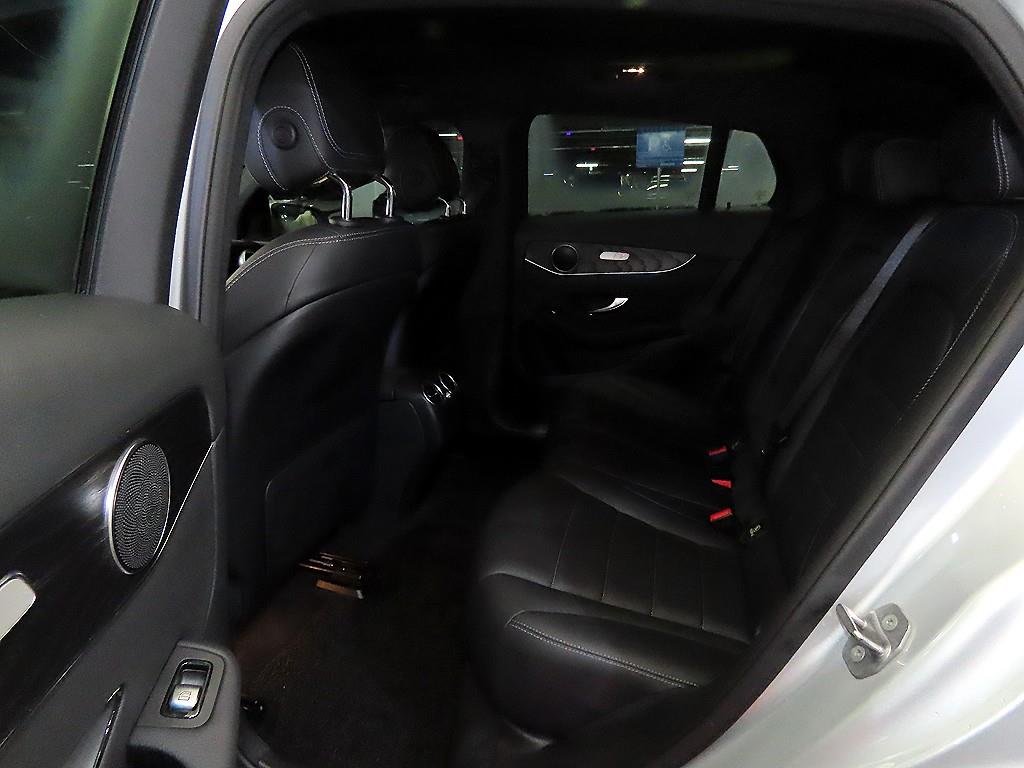 벤츠 GLC클래스 GLC 300 4매틱 쿠페 - 이미지 19