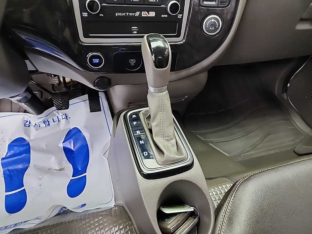 현대 포터II 일렉트릭 카고 프리미엄 스페셜 - 이미지 2