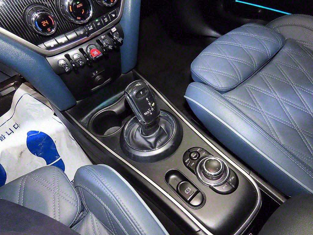 미니 컨트리맨(2세대) 2.0 S ALL4 클래식 론치팩 - 이미지 4