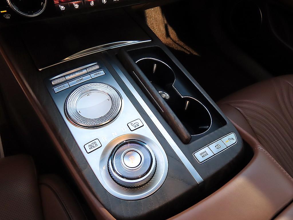 제네시스 더 올뉴G80 가솔린 2.5 AWD 기본형 - 이미지 14