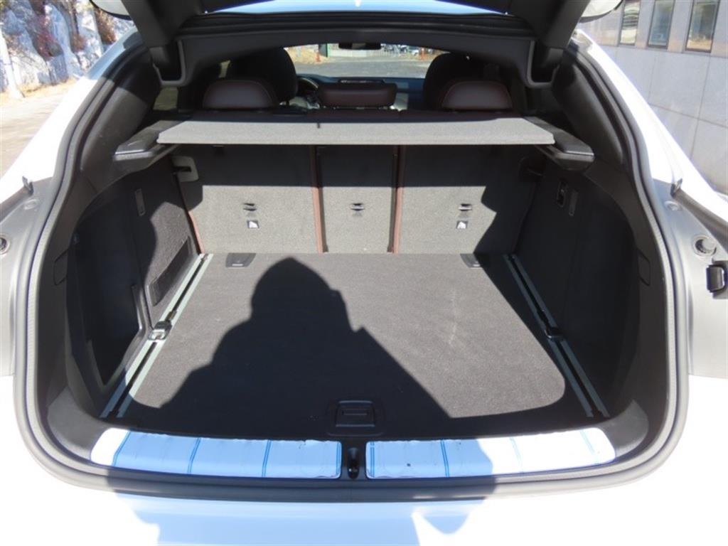 BMW X4(2세대) 20d xDrive M스포츠 X - 이미지 2