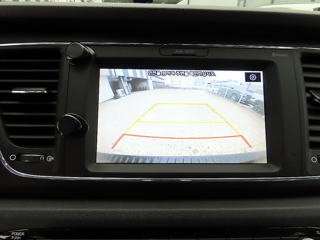 기아 더 뉴카니발 9인승 디젤 럭셔리 - 이미지 12