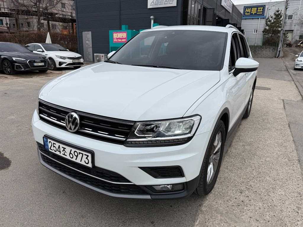 폭스바겐 티구안(2세대) 2.0 TDI 프리미엄 - 이미지 10