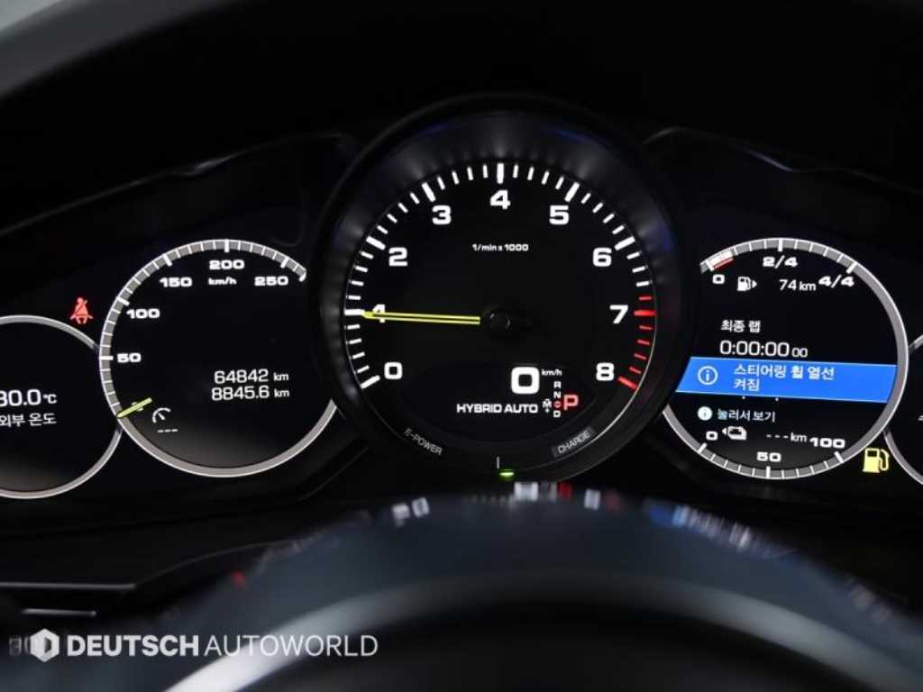 포르쉐 카이엔(3세대) 3.0 HEV