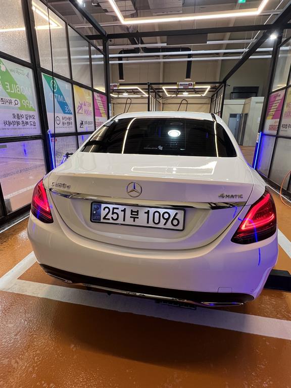 벤츠 C클래스(4세대) C220 d 4매틱 AMG 라인