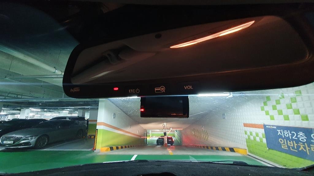 현대 그랜드스타렉스 11인승 디젤 4WD 모던 스페셜 - 이미지 6