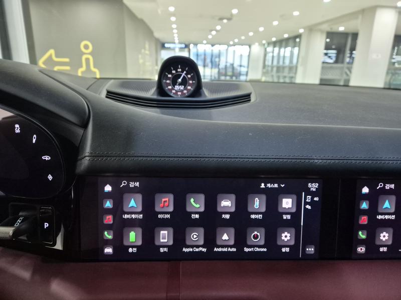 포르쉐 타이칸 EV GTS - 이미지 3