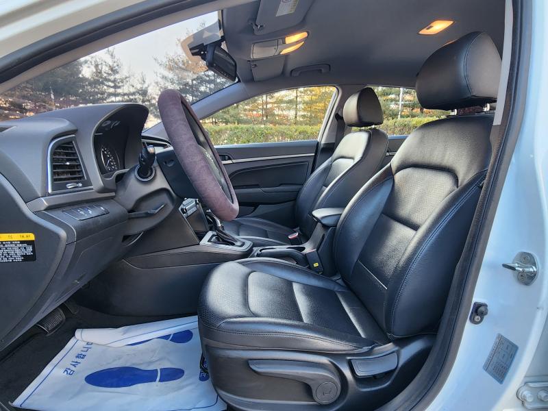 현대 아반떼AD 1.6 GDi 밸류 플러스 - 이미지 19