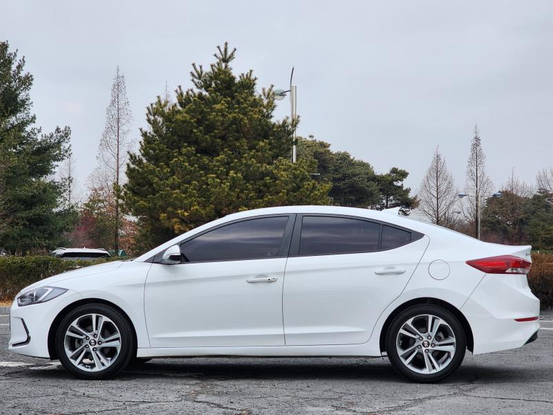 현대 아반떼AD 1.6 GDi 밸류 플러스 - 이미지 9