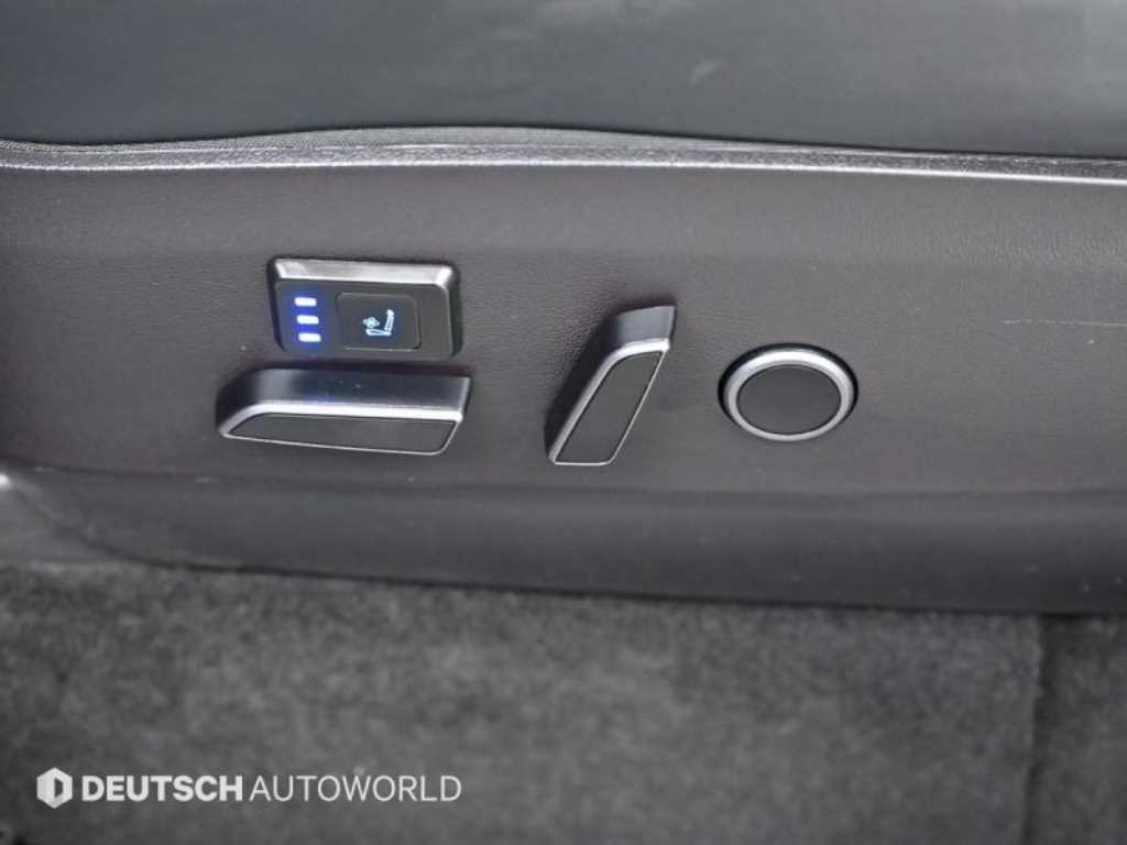 테슬라 모델 Y AWD 롱 레인지 - 이미지 6