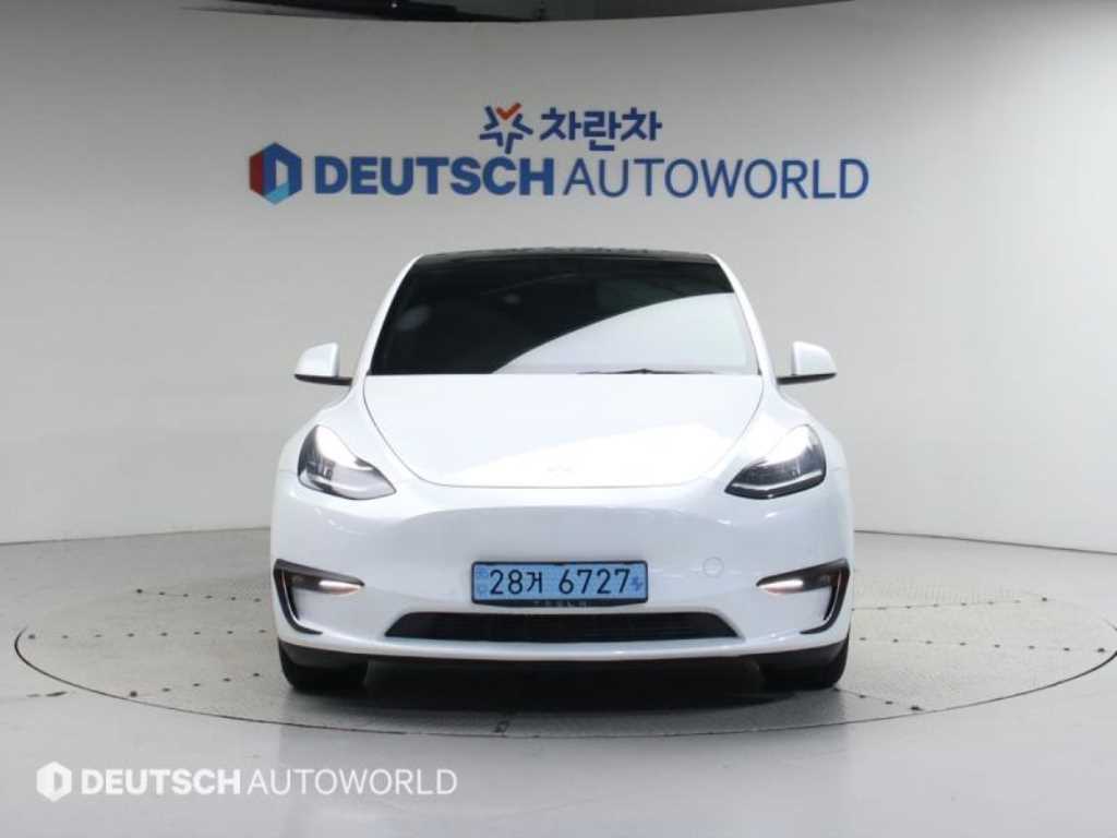 테슬라 모델 Y AWD 롱 레인지 - 이미지 18
