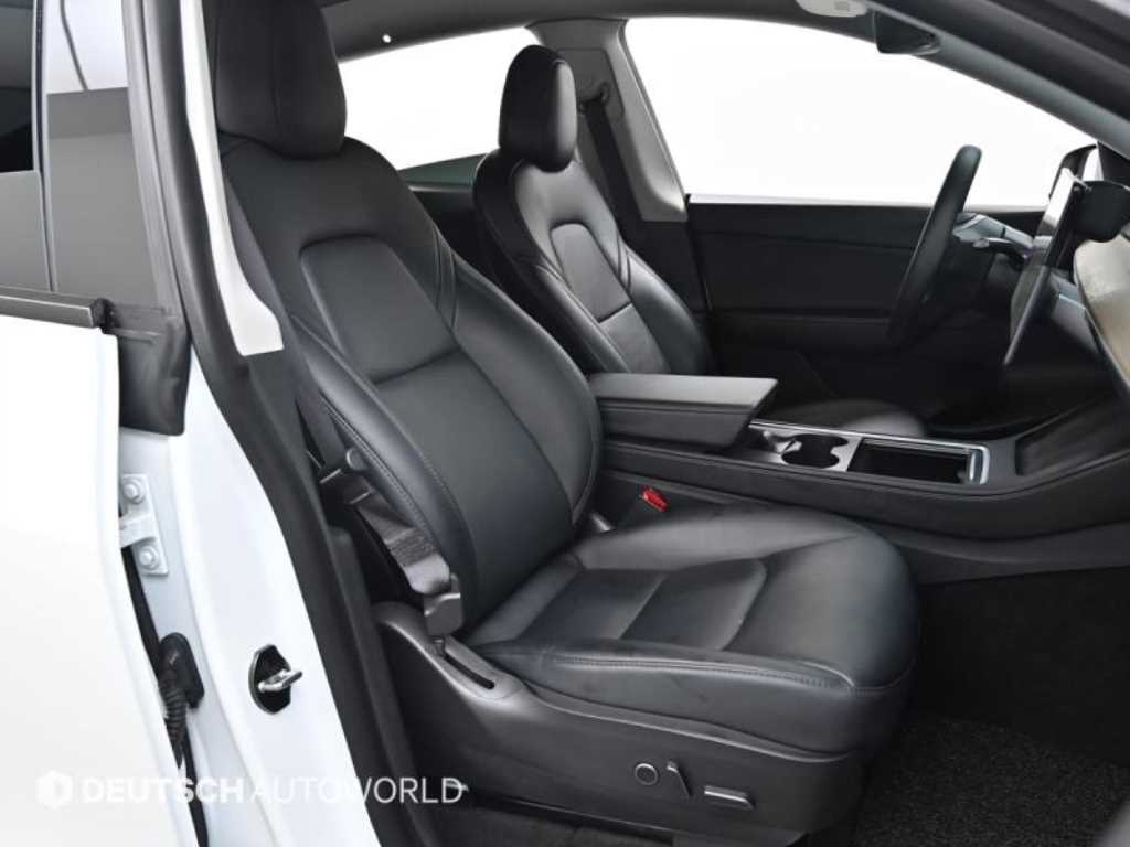 테슬라 모델 Y AWD 롱 레인지 - 이미지 17