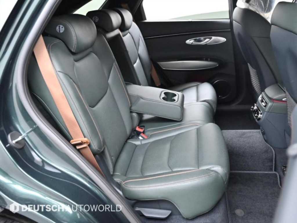 제네시스 GV70 3.5T AWD 기본형 - 이미지 3