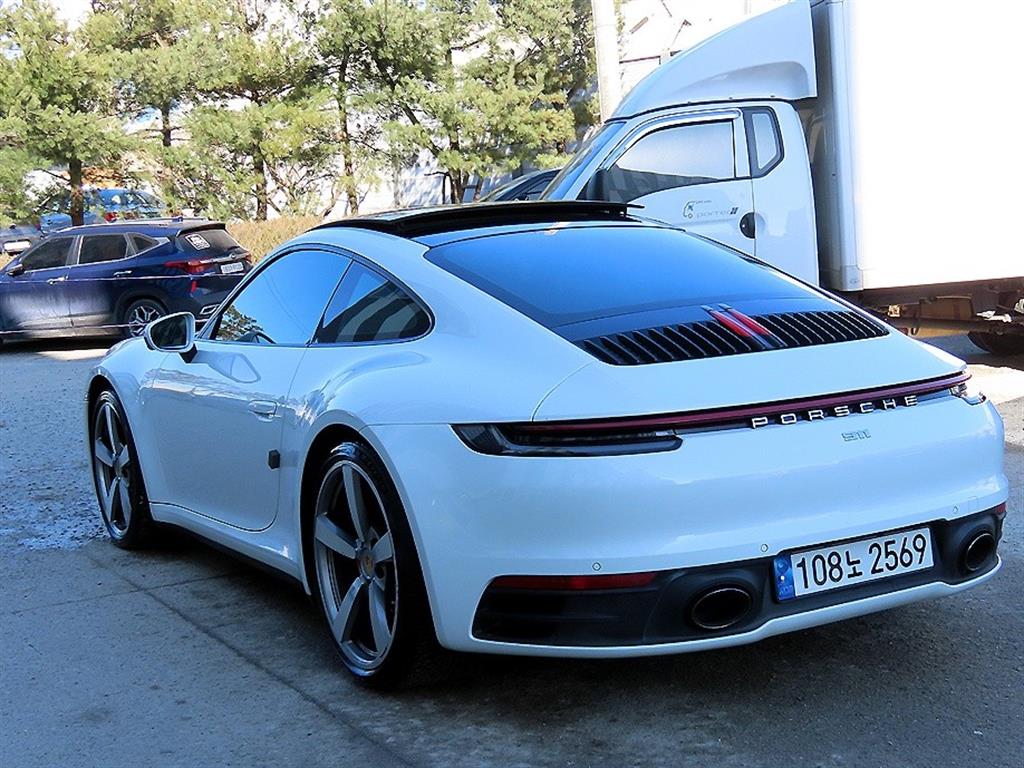 포르쉐 911(992) 카레라 S - 이미지 12