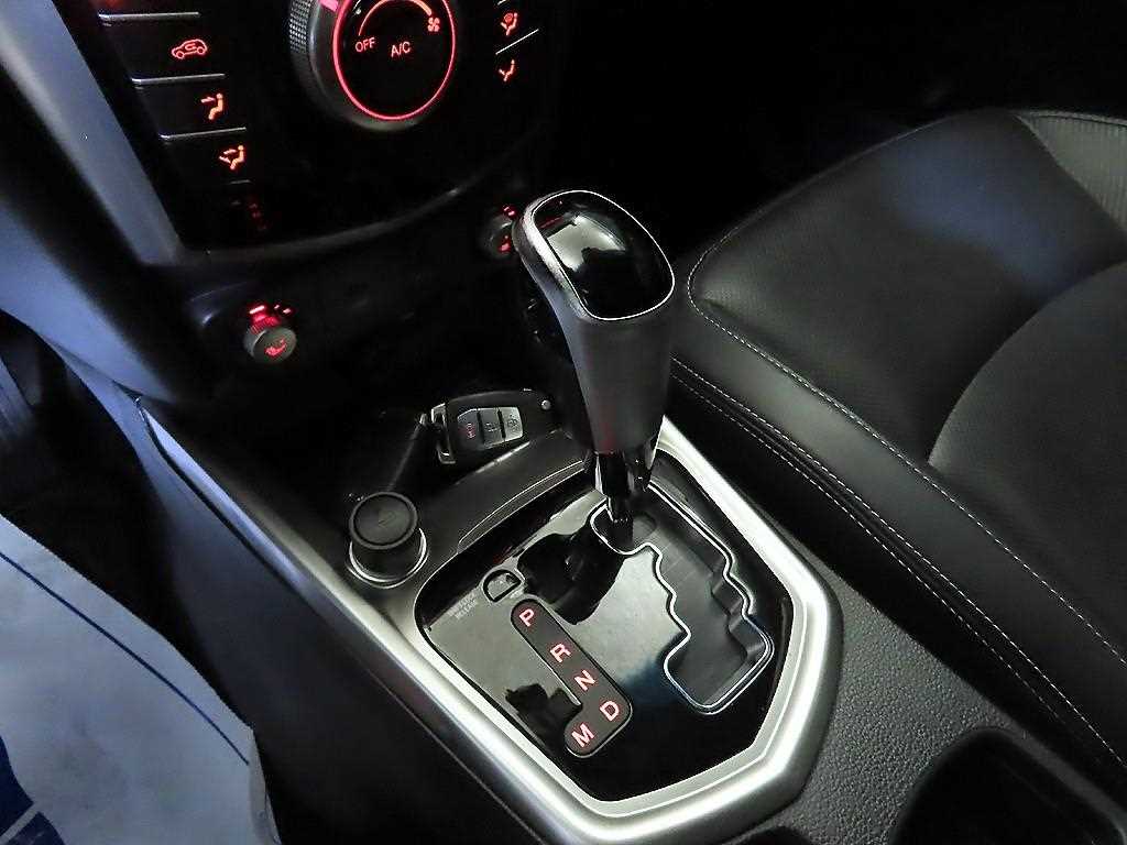 KG모빌리티(쌍용) 티볼리 디젤 2WD VX - 이미지 15