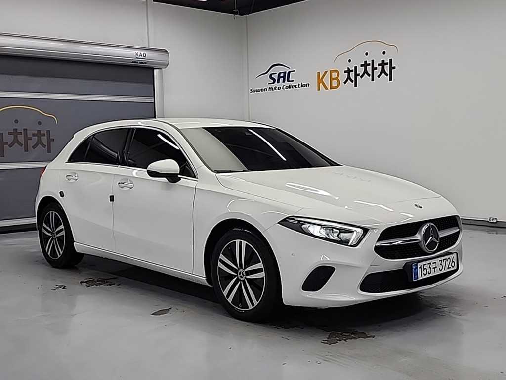 벤츠 A클래스(4세대) A220 해치백 - 이미지 10