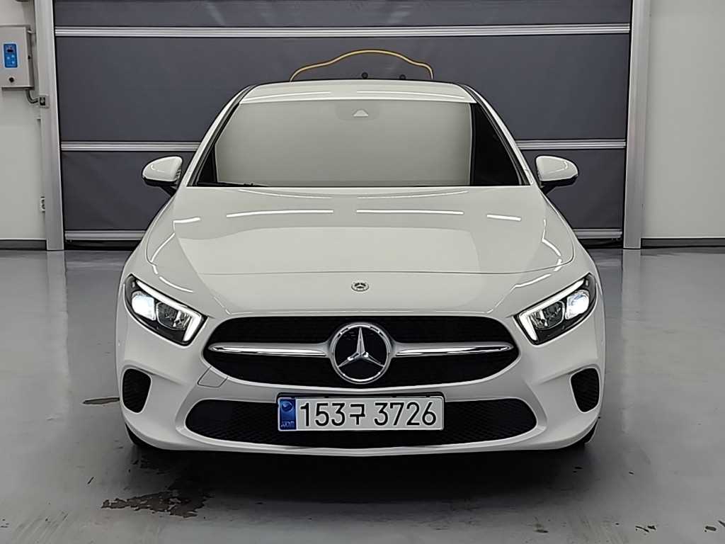 벤츠 A클래스(4세대) A220 해치백 - 이미지 16