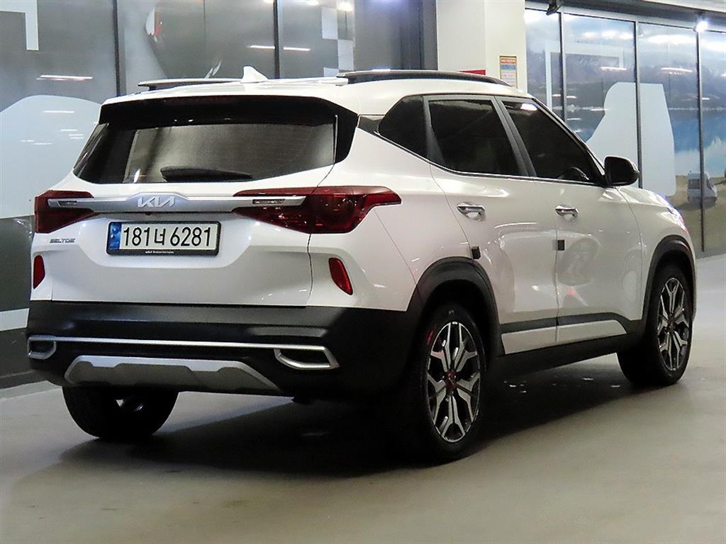 기아 셀토스 1.6 가솔린 2WD 시그니처 - 이미지 10