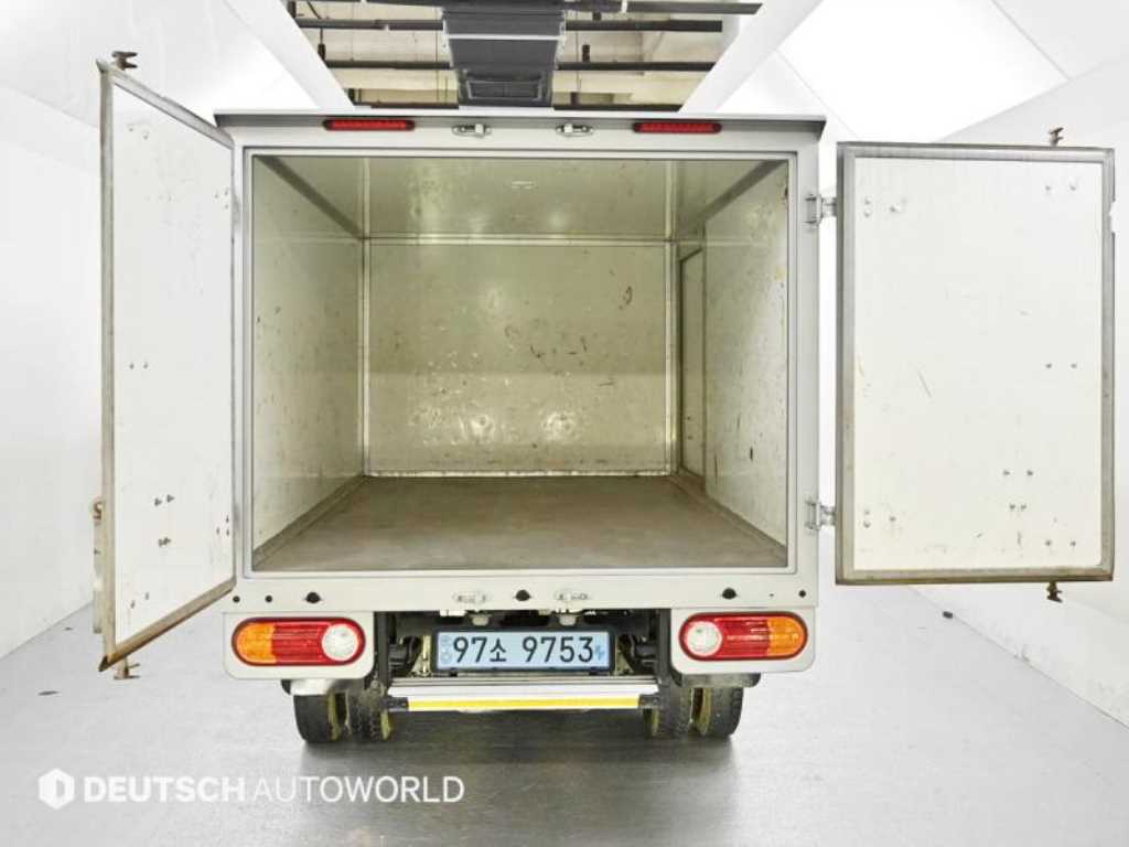 현대 포터II 일렉트릭 내장탑차 저상 - 이미지 6