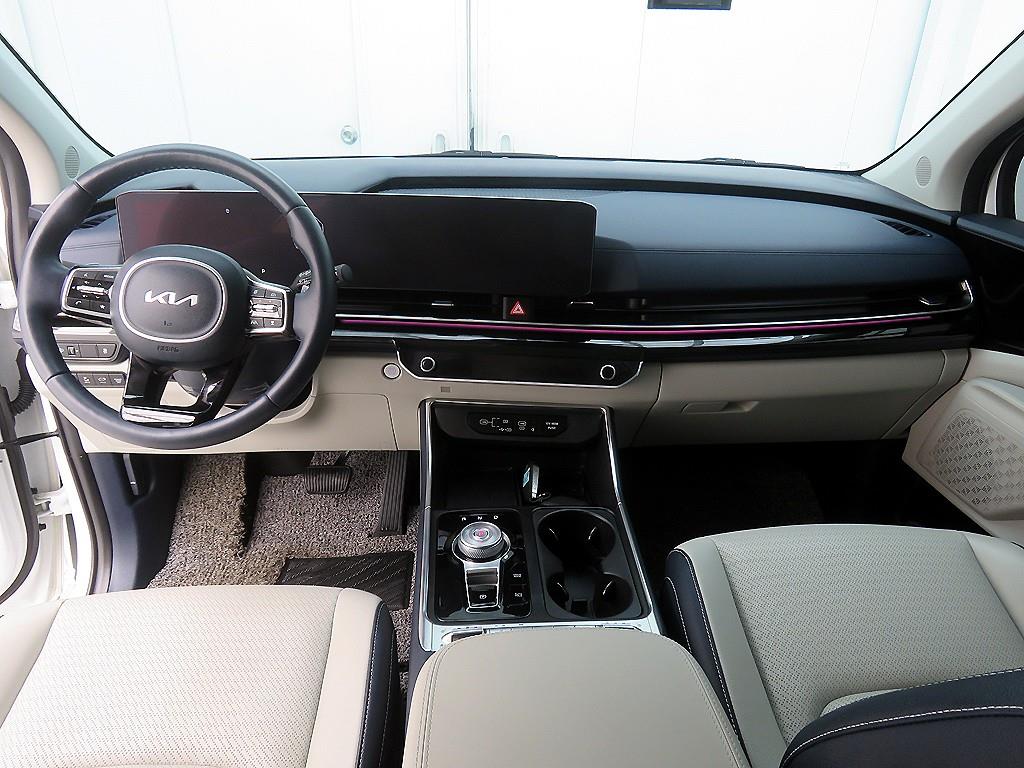 기아 더 뉴카니발 하이브리드(KA4) 1.6 HEV 9인승 시그니처 - 이미지 9