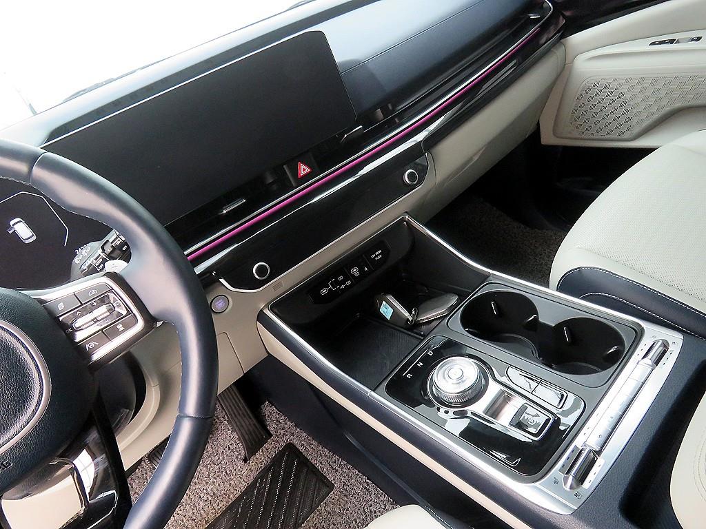 기아 더 뉴카니발 하이브리드(KA4) 1.6 HEV 9인승 시그니처 - 이미지 13