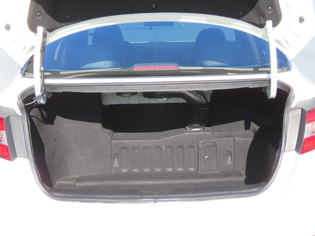 기아 K5 하이브리드 프레스티지 - 이미지 8