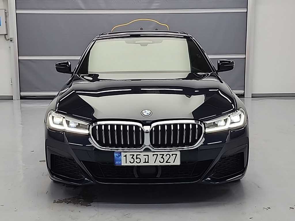 BMW 5시리즈(7세대) 523d M 스포츠팩 - 이미지 16