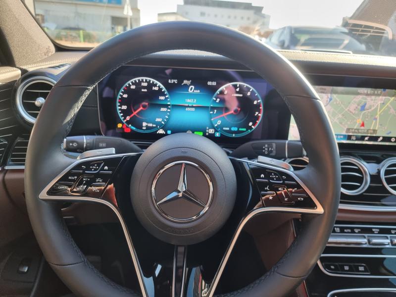 벤츠 E클래스(5세대) E450 4매틱 익스클루시브 - 이미지 5