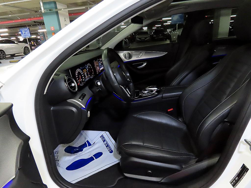 벤츠 E클래스(5세대) E300 AMG 라인 - 이미지 13