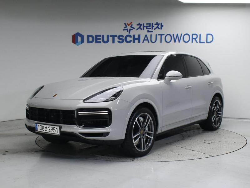 포르쉐 카이엔(3세대) 4.0 V8 터보 - 이미지 13