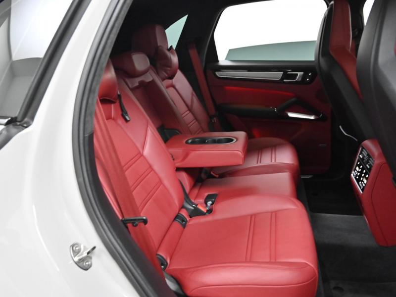 포르쉐 카이엔(3세대) 4.0 V8 터보 - 이미지 20