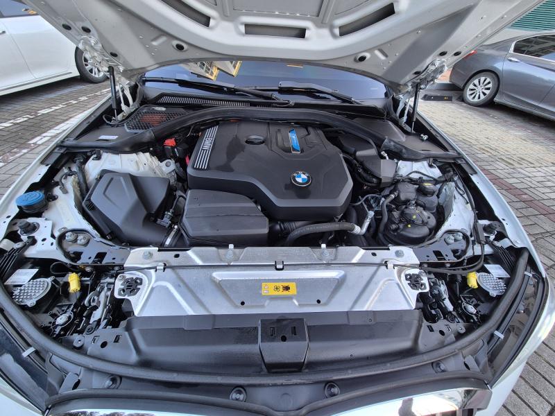 BMW 3시리즈(7세대) 330e 럭셔리 라인 - 이미지 20