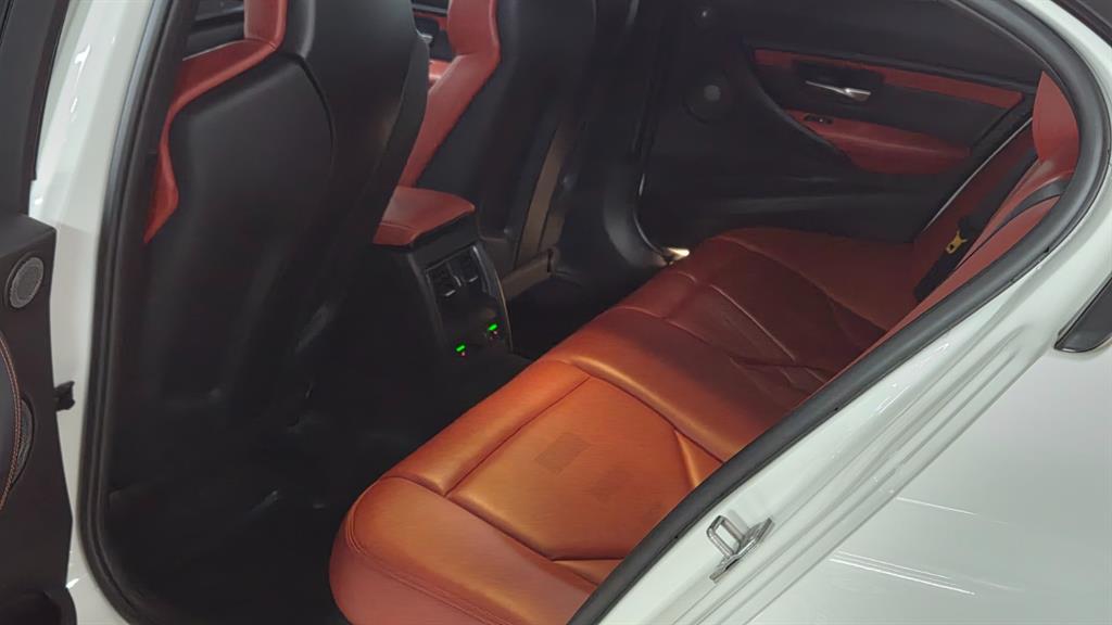 BMW M3(5세대) M3 - 이미지 8