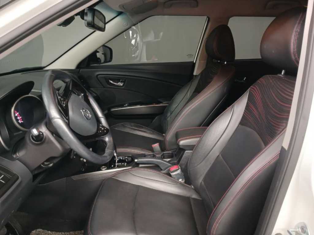 KG모빌리티(쌍용) 티볼리 에어 디젤 2WD IX - 이미지 7