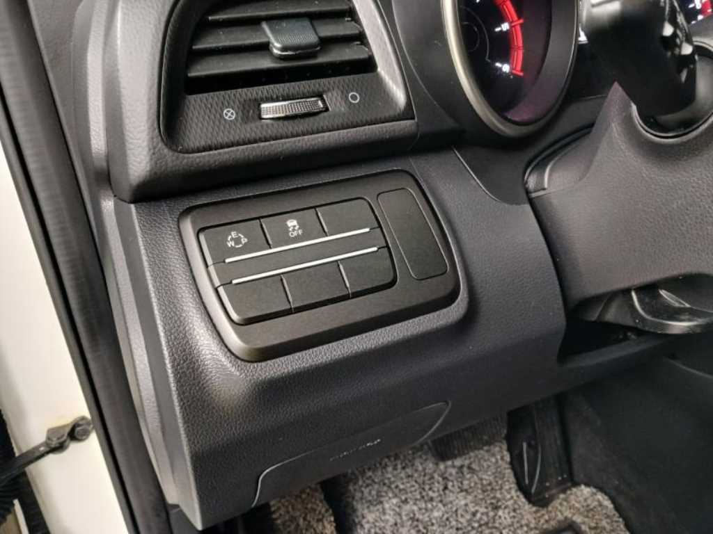 KG모빌리티(쌍용) 티볼리 에어 디젤 2WD IX - 이미지 18