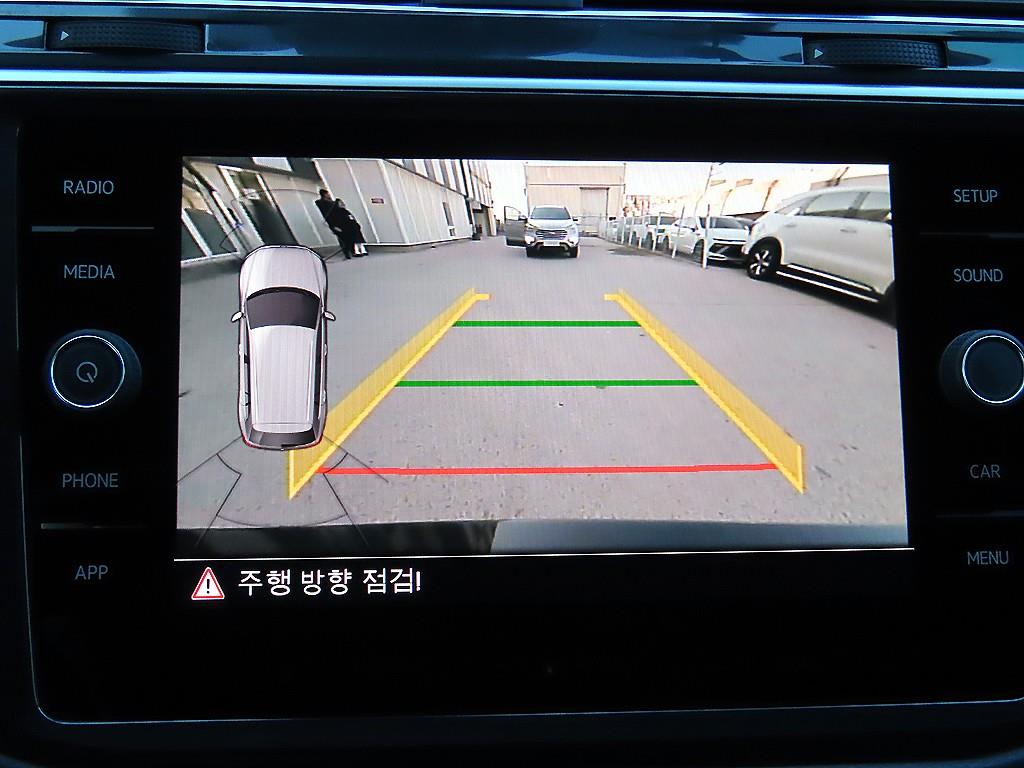 폭스바겐 티구안(2세대) 2.0 TDI 프리미엄 - 이미지 19