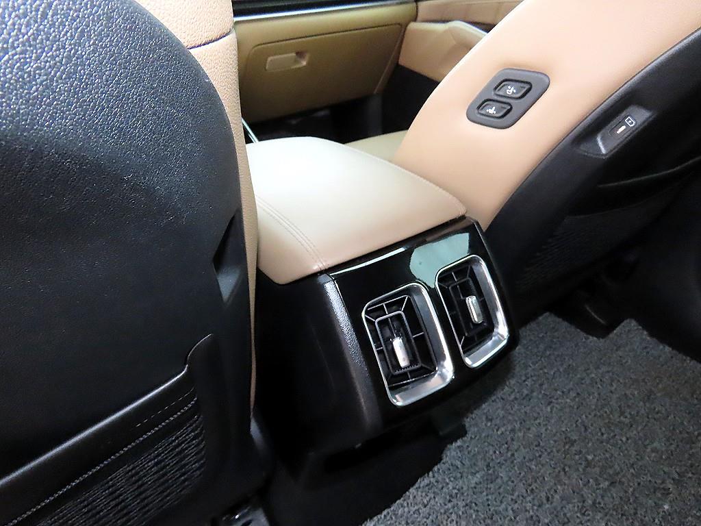 기아 더 뉴쏘렌토(MQ4) 2.5 가솔린 2WD 노블레스 - 이미지 2