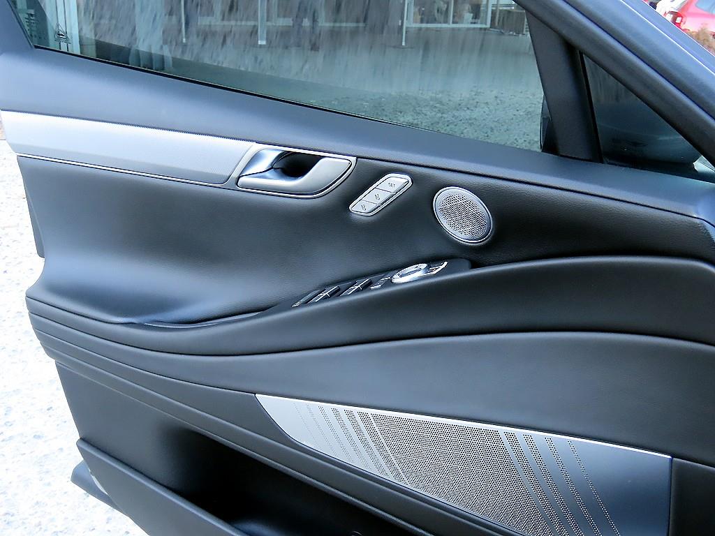 제네시스 더 올뉴G80 가솔린 2.5 AWD 기본형 - 이미지 6