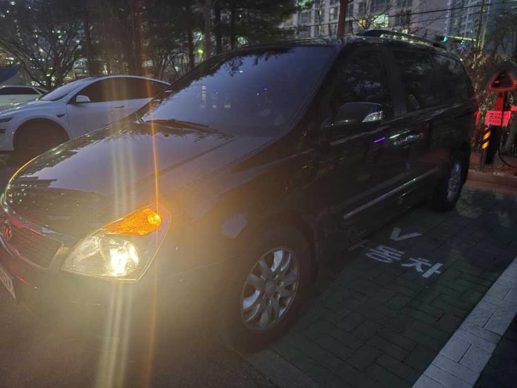 기아 카니발 R 11인승 디젤 GLX 프리미엄 - 이미지 14