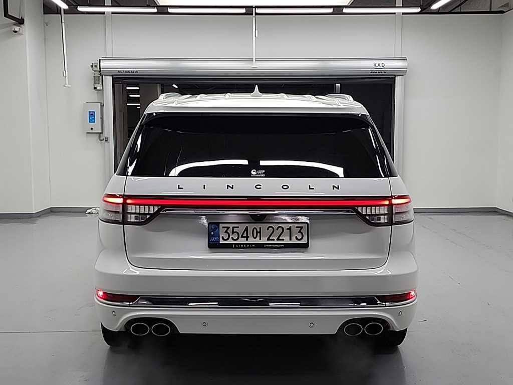 링컨 에비에이터(2세대) 3.0 V6 AWD 블랙 라벨 - 이미지 3