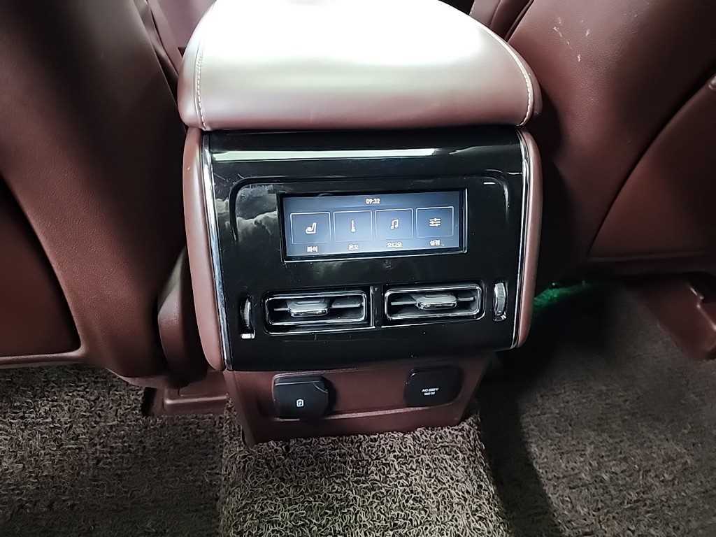 링컨 에비에이터(2세대) 3.0 V6 AWD 블랙 라벨 - 이미지 8