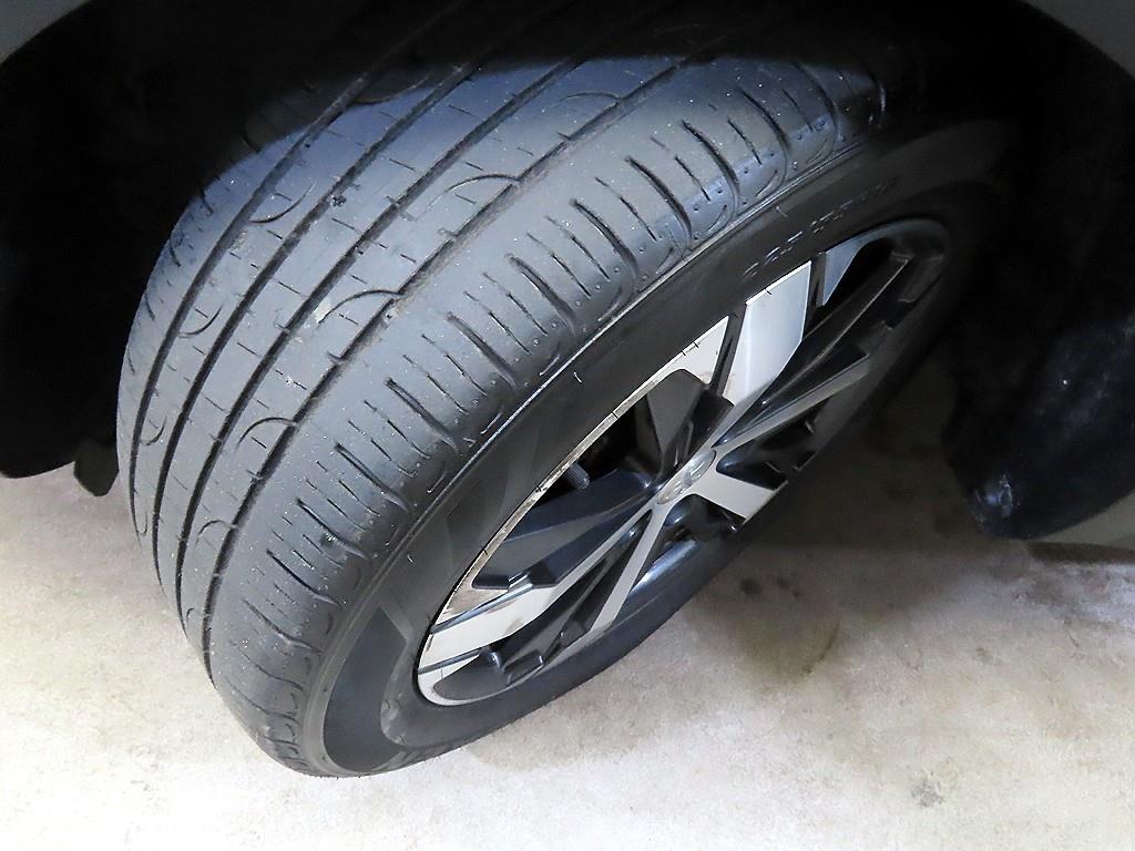 푸조 3008(2세대) 1.6 BlueHDi 알뤼르 - 이미지 7