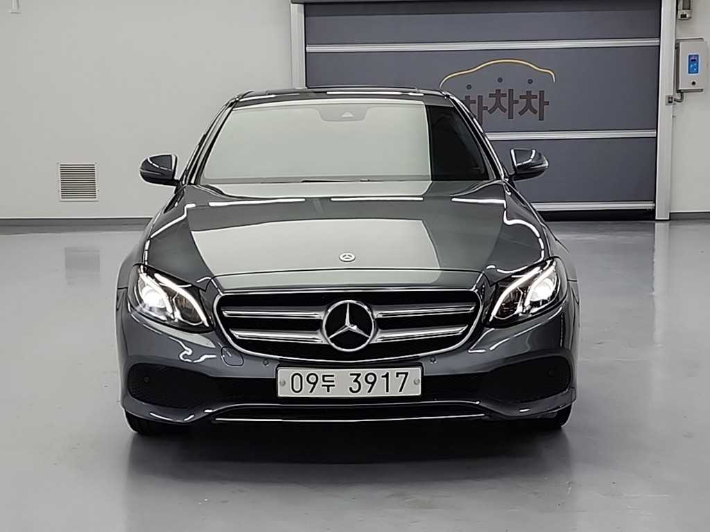 벤츠 E클래스(5세대) E300 아방가르드 - 이미지 12